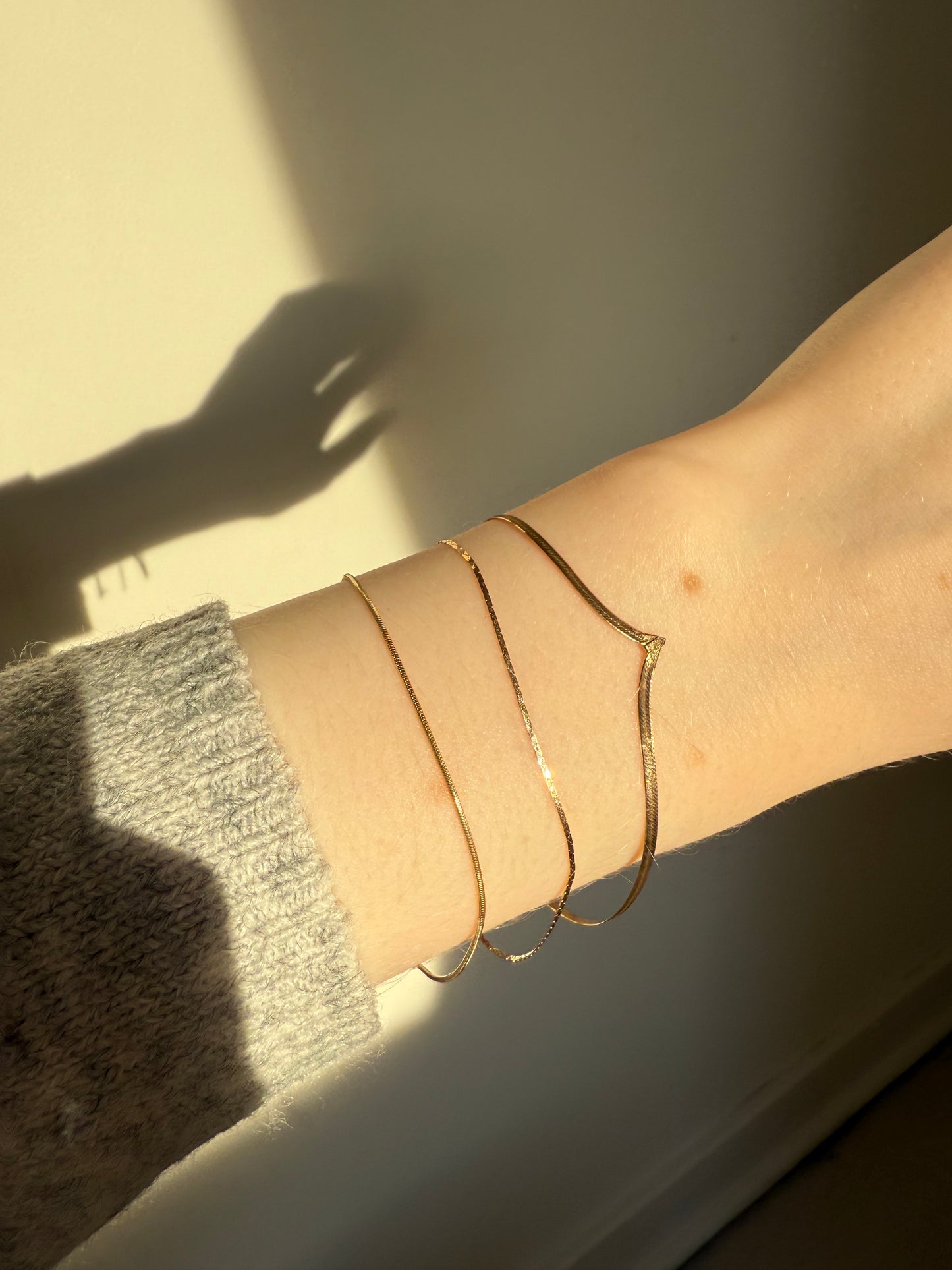 Pre-Owned 9ct Gold V-Shape Herringbone Bracelet